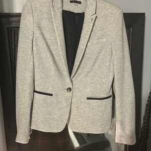 Tommy Hilfiger Light Gray Blazer with Black Accents